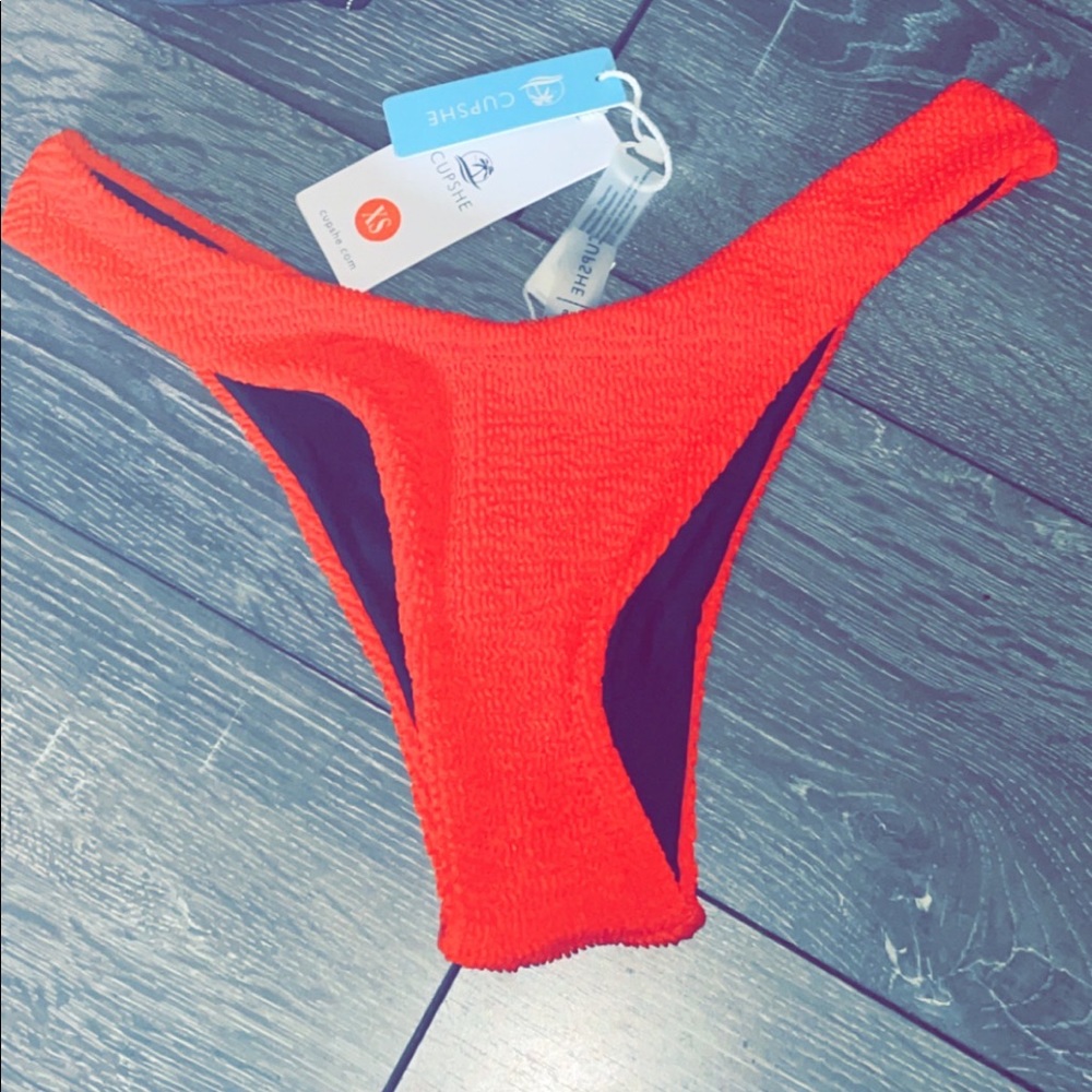Bathing suit - Picture 4 of 5
